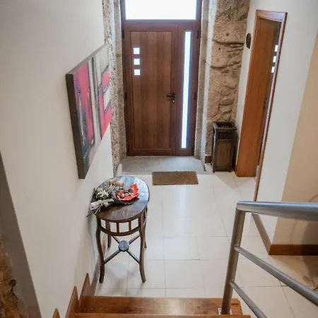 Casa Da Rua Historica, T3 Кабесейраш-ди-Башту