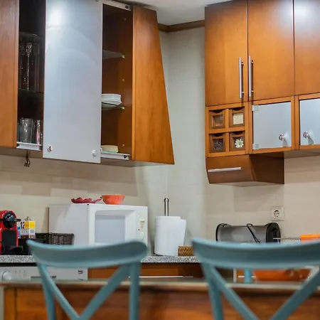 Casa Da Rua Historica, T3 بيت للعطل كابيسيراس دى باستو