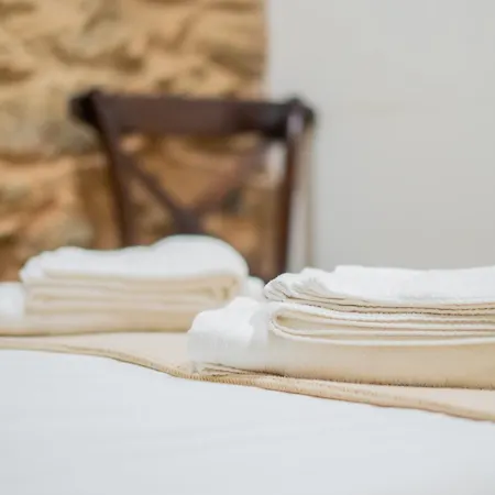 Casa Da Rua Historica, T3 بيت للعطل *