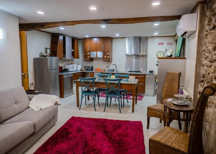 Casa Da Rua Historica, T3 펜션 카베세이라스 드 바스투